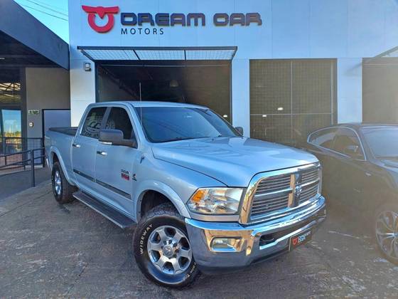 DODGE RAM 6.7 2500 LARAMIE 4X4 CD I6 TURBO DIESEL 4P AUTOMÁTICO